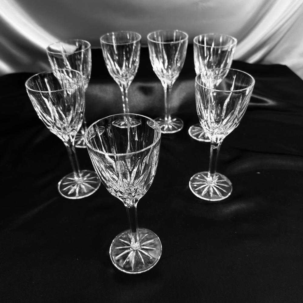 Mikasa Apollo Blown Glass Wine Goblets Set of 7 Clear Cut Stemware 7 5/8"